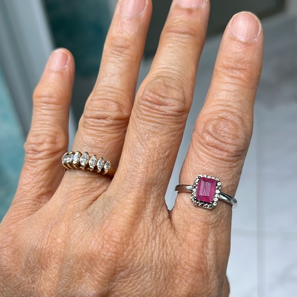 1.5ct Ruby Sapphires 14KGP Ring - Picture 5 of 5